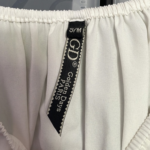 Golden Days Paris White Shirt wPuff Sleeves & Pearls On Front of Shirt Size S/M - Picture 6 of 6